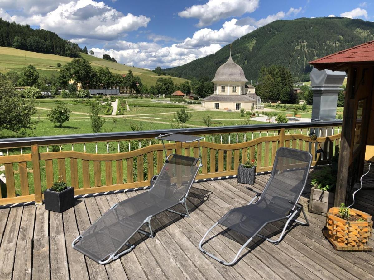 Ferienwohnung Stiftsgartenblick - Housity