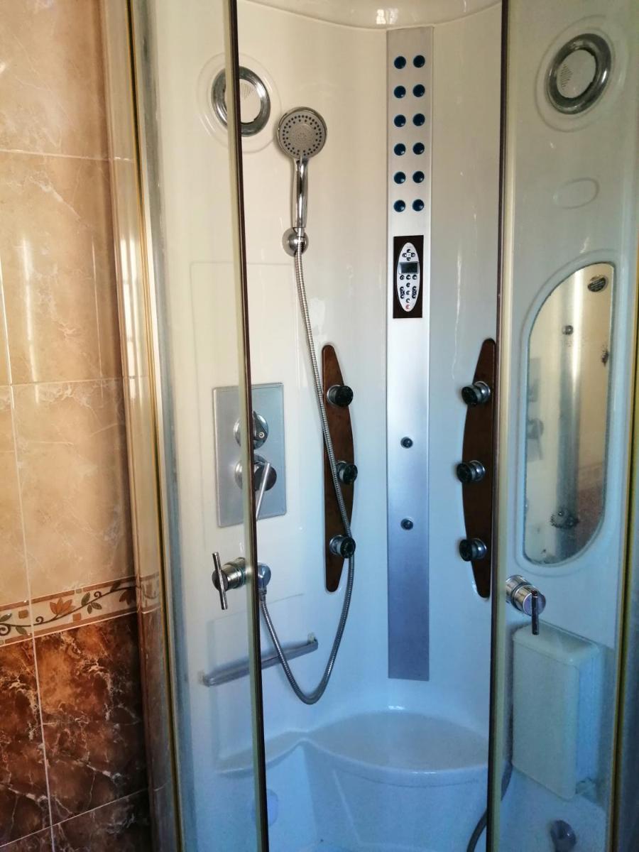 Apartamentos Turísticos San Breixo - Housity