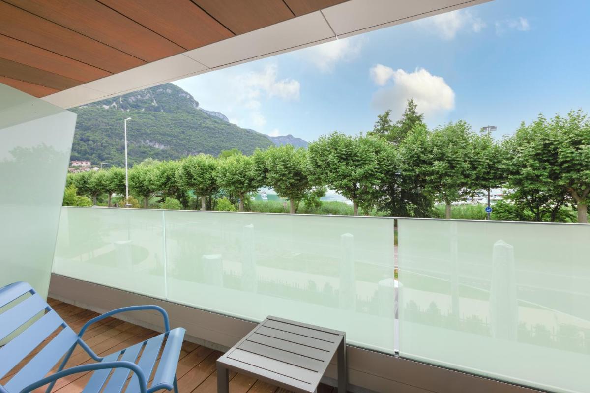 Vue générale sur la montagne ou vue sur la montagne depuis l'hôtel