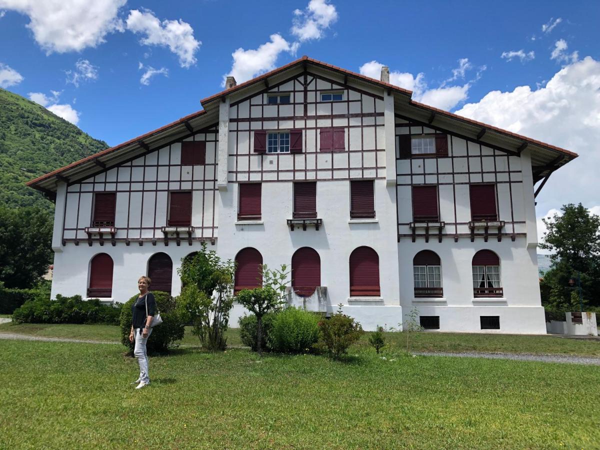 Au cœur des Pyrénées - parking gratuit - Housity