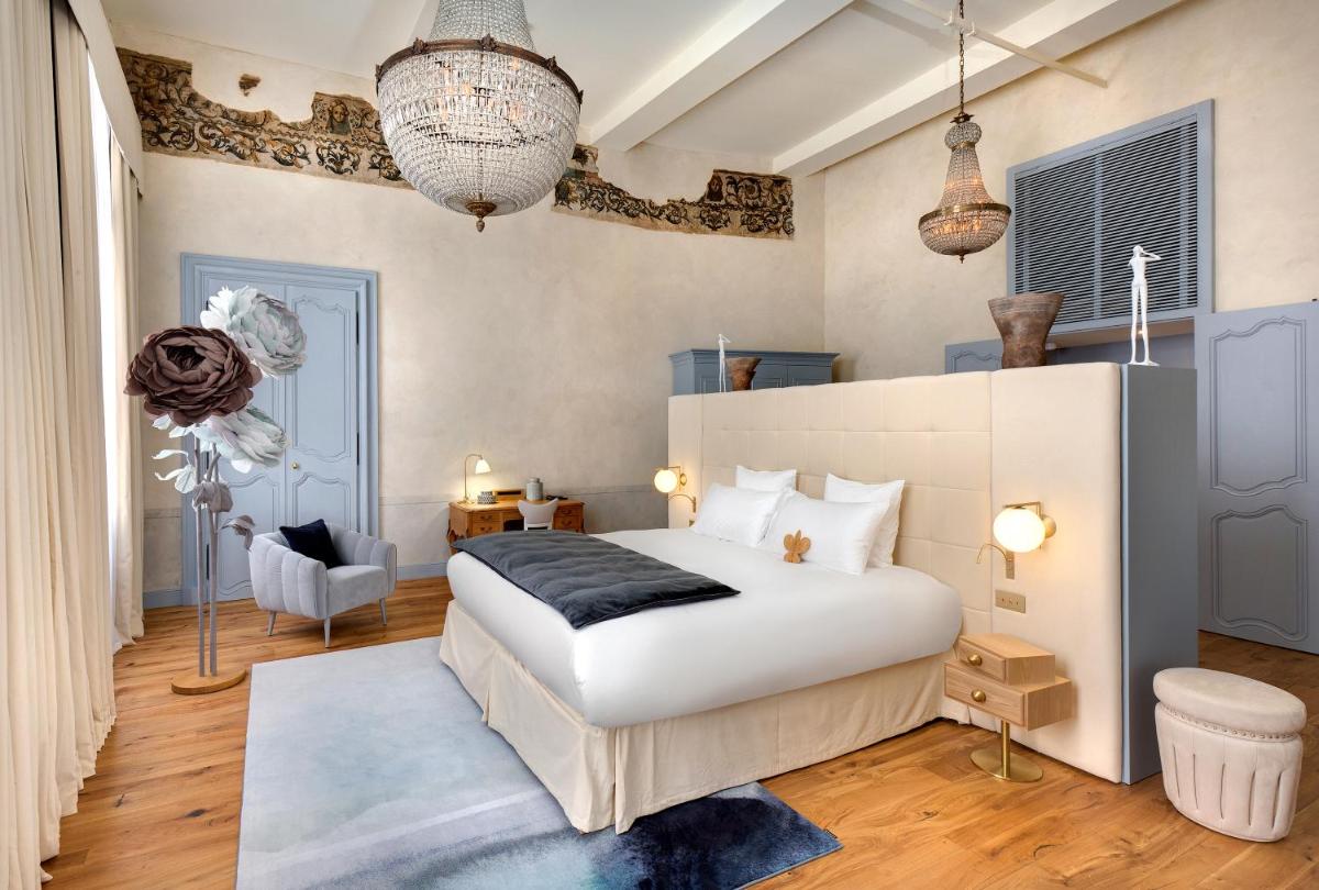 Coin salon dans l'établissement Hôtel Richer De Belleval - Relais & Châteaux