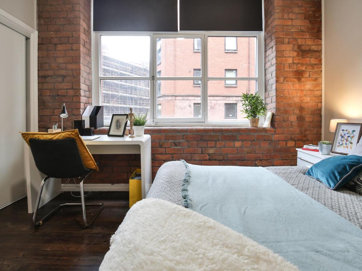 Modern & Bright  in Manchester - IQ Hollingworth House - Housity