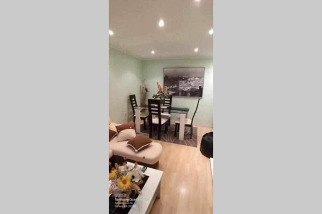 Piso en Avenida Pumarín . WIFI - Housity