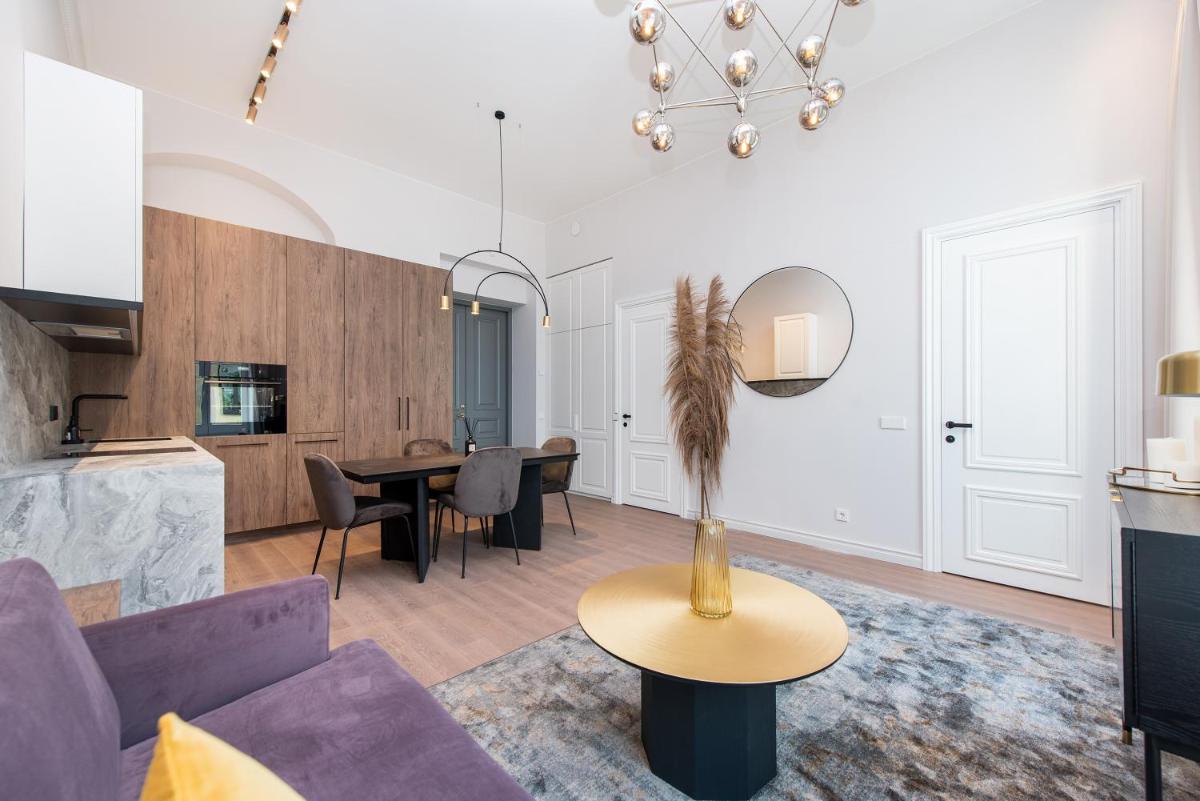 Suitetrails - Elegant Avenue Apartment