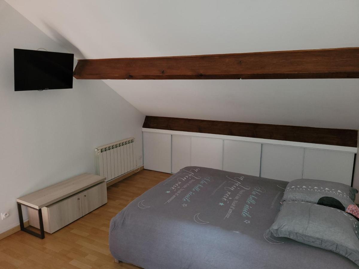 F2 duplex standing de 35 m2 à 3 min du canal de l'ourcq - Housity