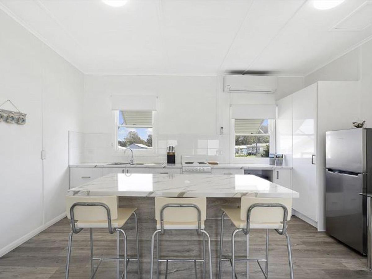 Affordable Fully Renovated Cottage - Housity