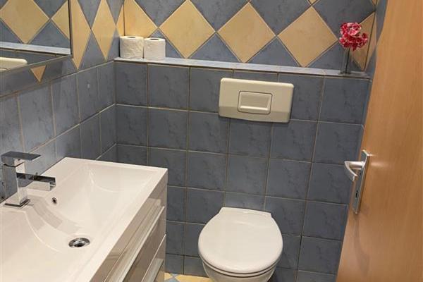 Workers Apartment Bergisch Gladbach Bensberg - Housity