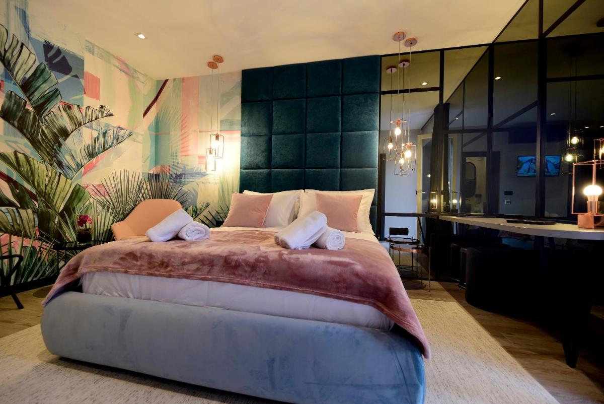 The Lion Rooms - Housity