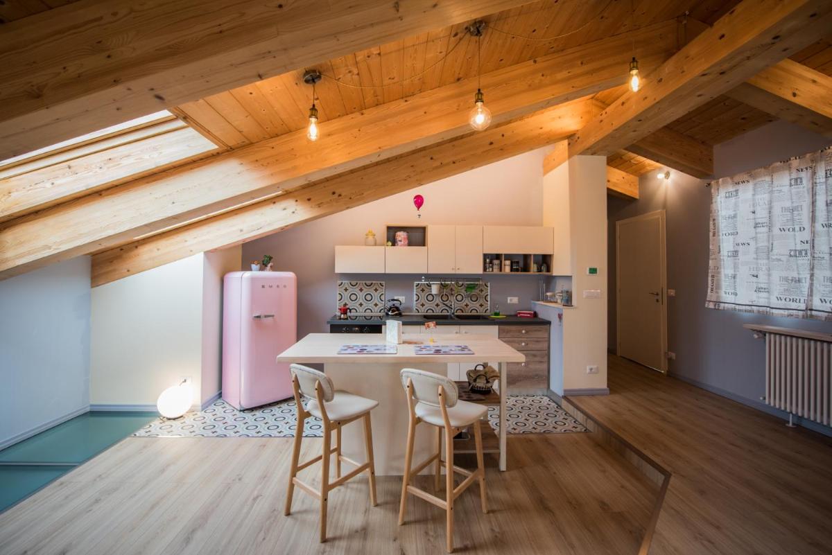 Loft 29 mansardato con ampio terrazzo - Housity