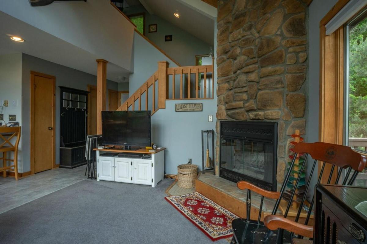 Mountain Mama - Housity
