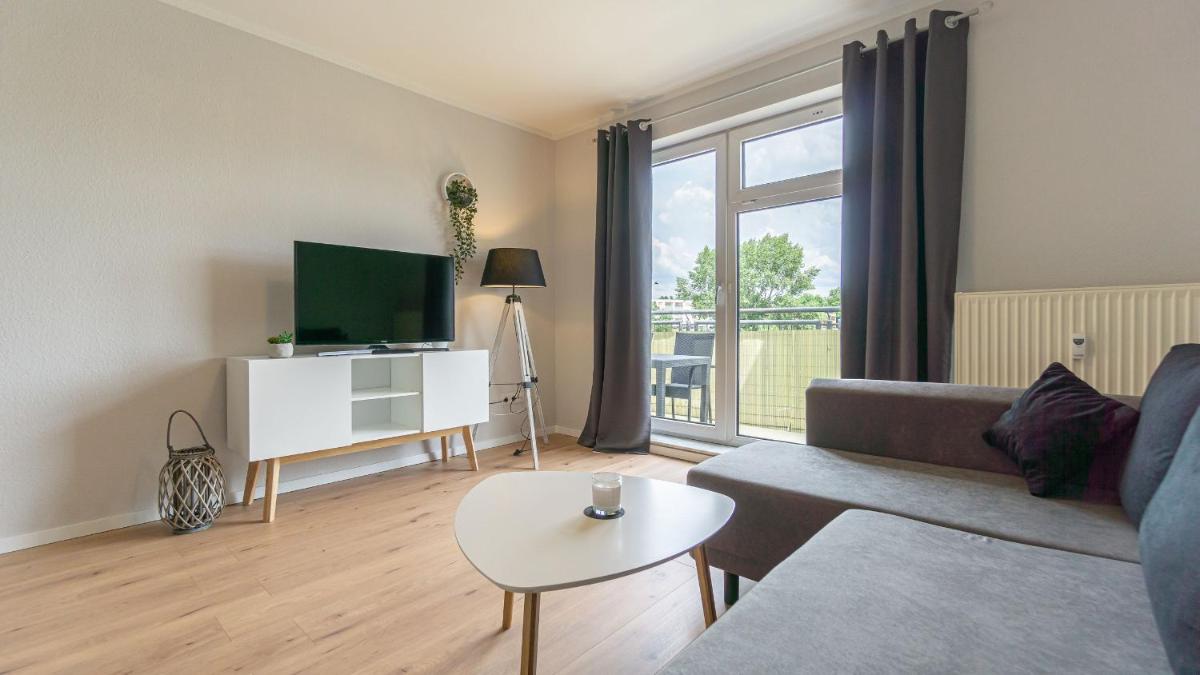 Central Apartment, 55m2, Kitchen, Washer, Netflix, Parking - Housity