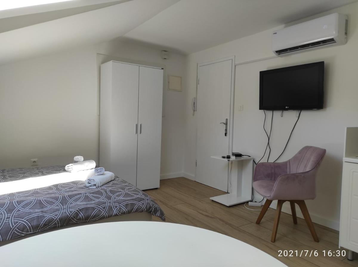 Studio apartman Marko - Housity