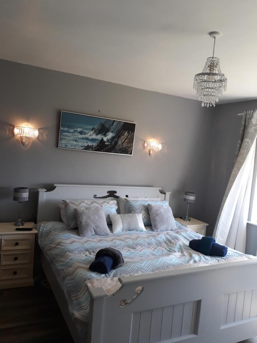 Dingle Wheelhouse - Housity
