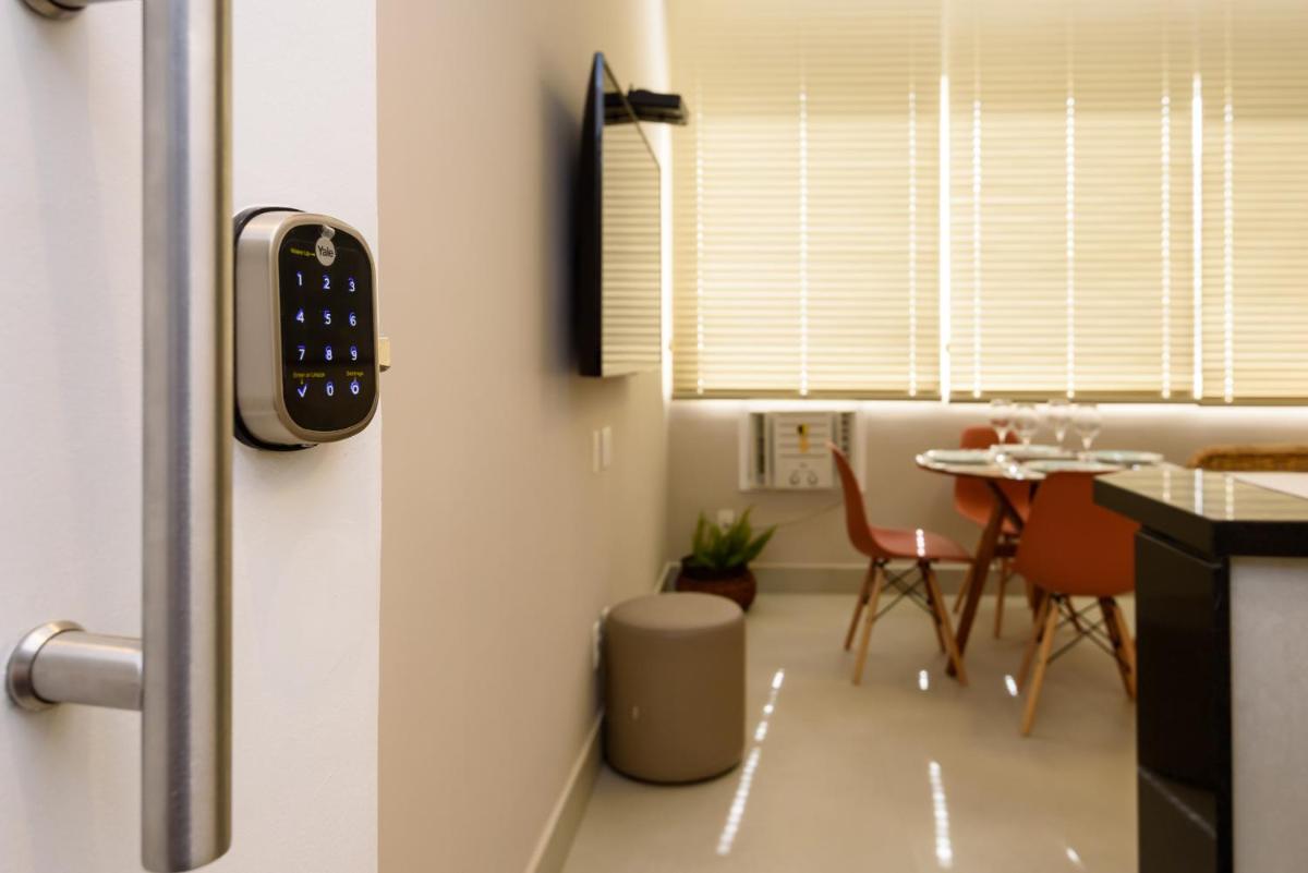 Sofisticado em Ipanema - Boa Localização - BT301 Z2 - Housity