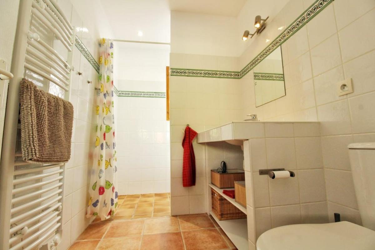 Tango - Housity