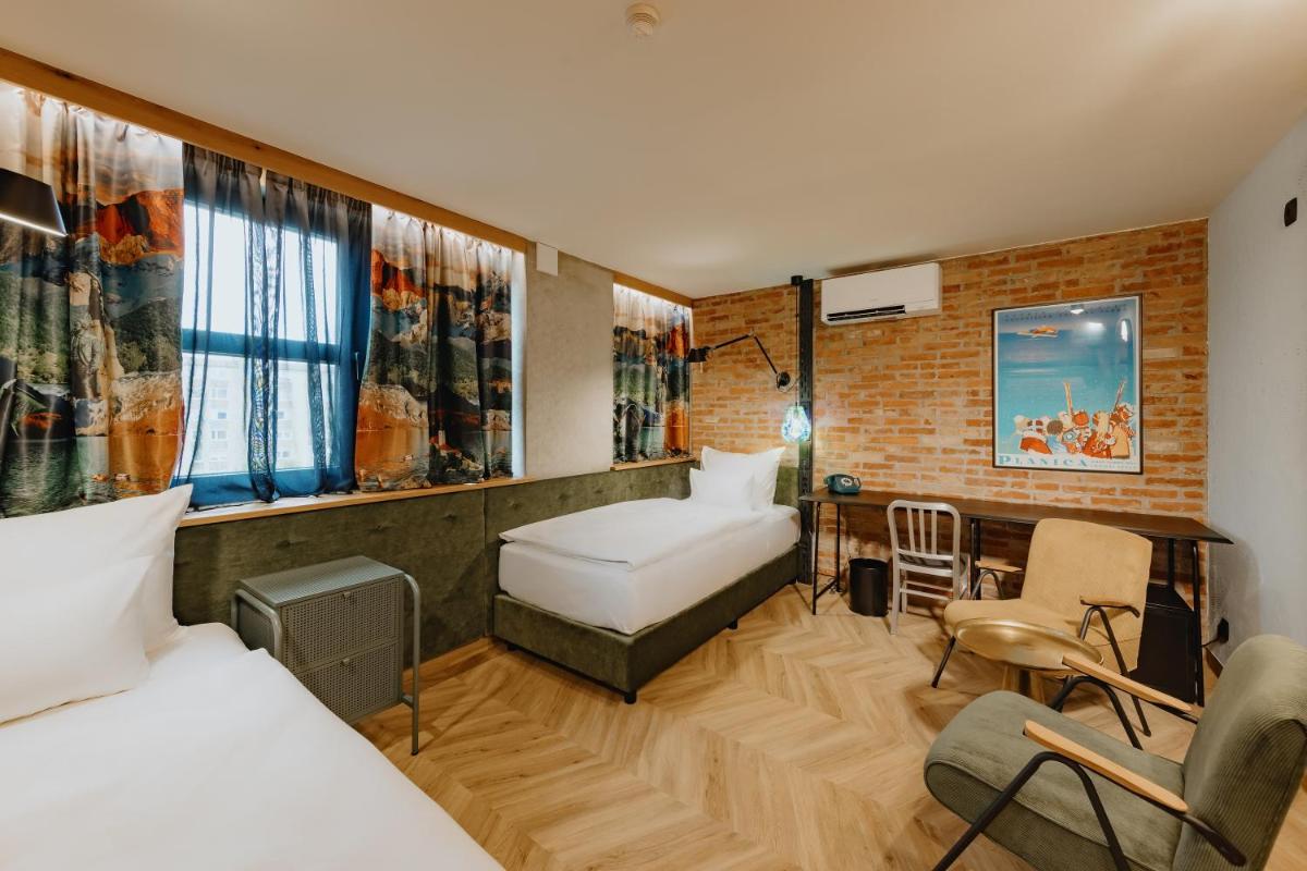 Suitetrails - ONE66 Hotel