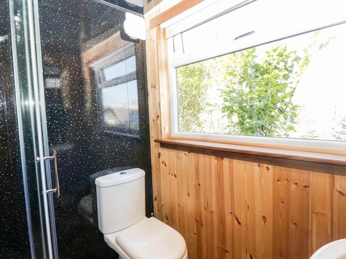 Blackbrae Cabin - Housity