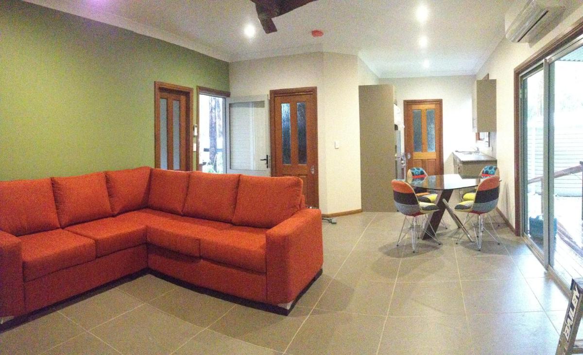Mistinthegumtrees Eco Luxury Cabins - Housity