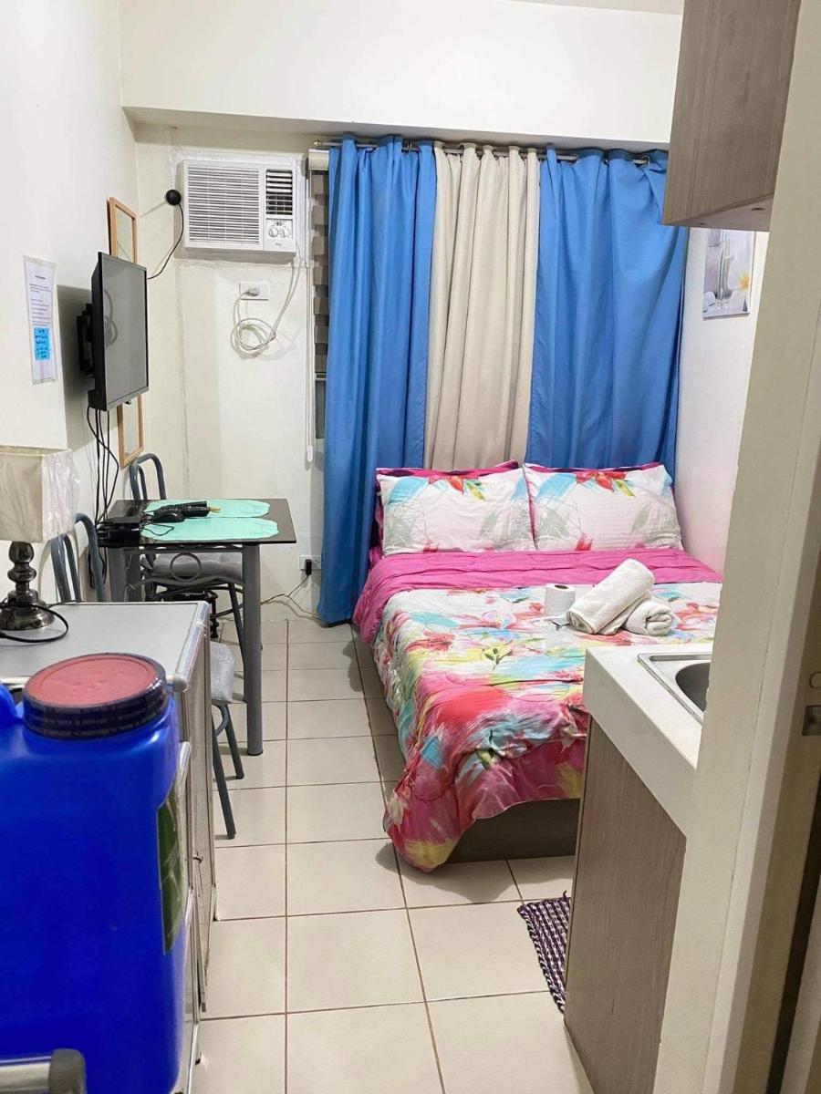 Shanilyn Residency Urban Deca Towers EDSA mandaluyong UNLIMITED INTERNET AND NETFLIX - Housity