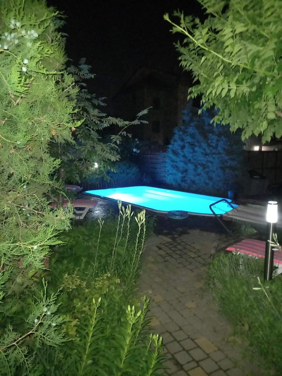 Suitetrails - Apartment Zvezdnaya