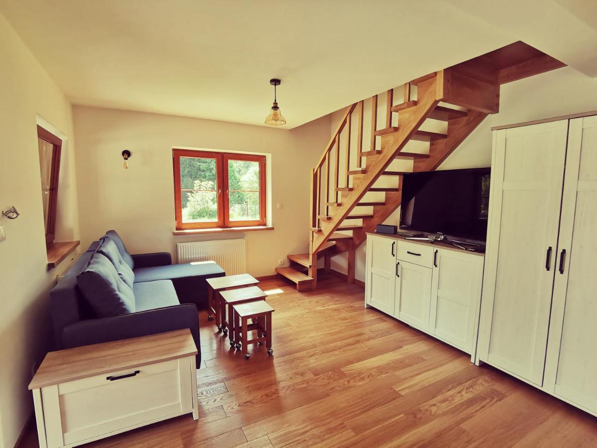 Zwierzyniec u Kowala - Housity