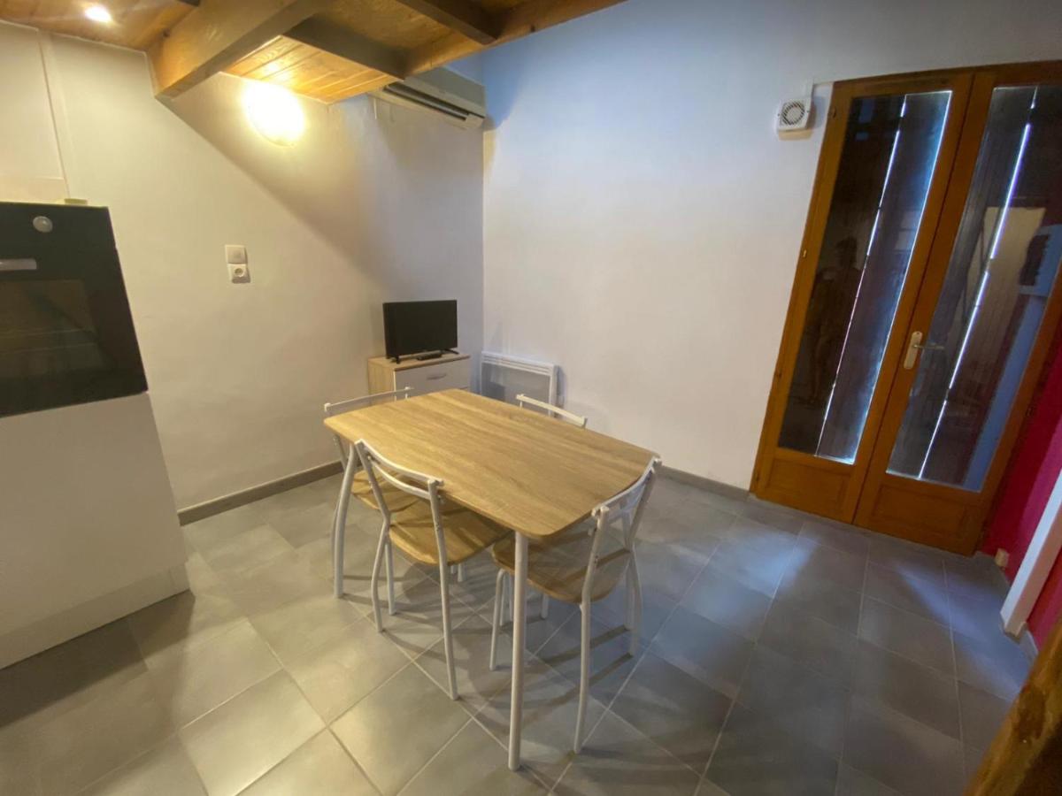 Baixas R2 - 1 chambre avec mezzanine ouverte sur communs - Housity