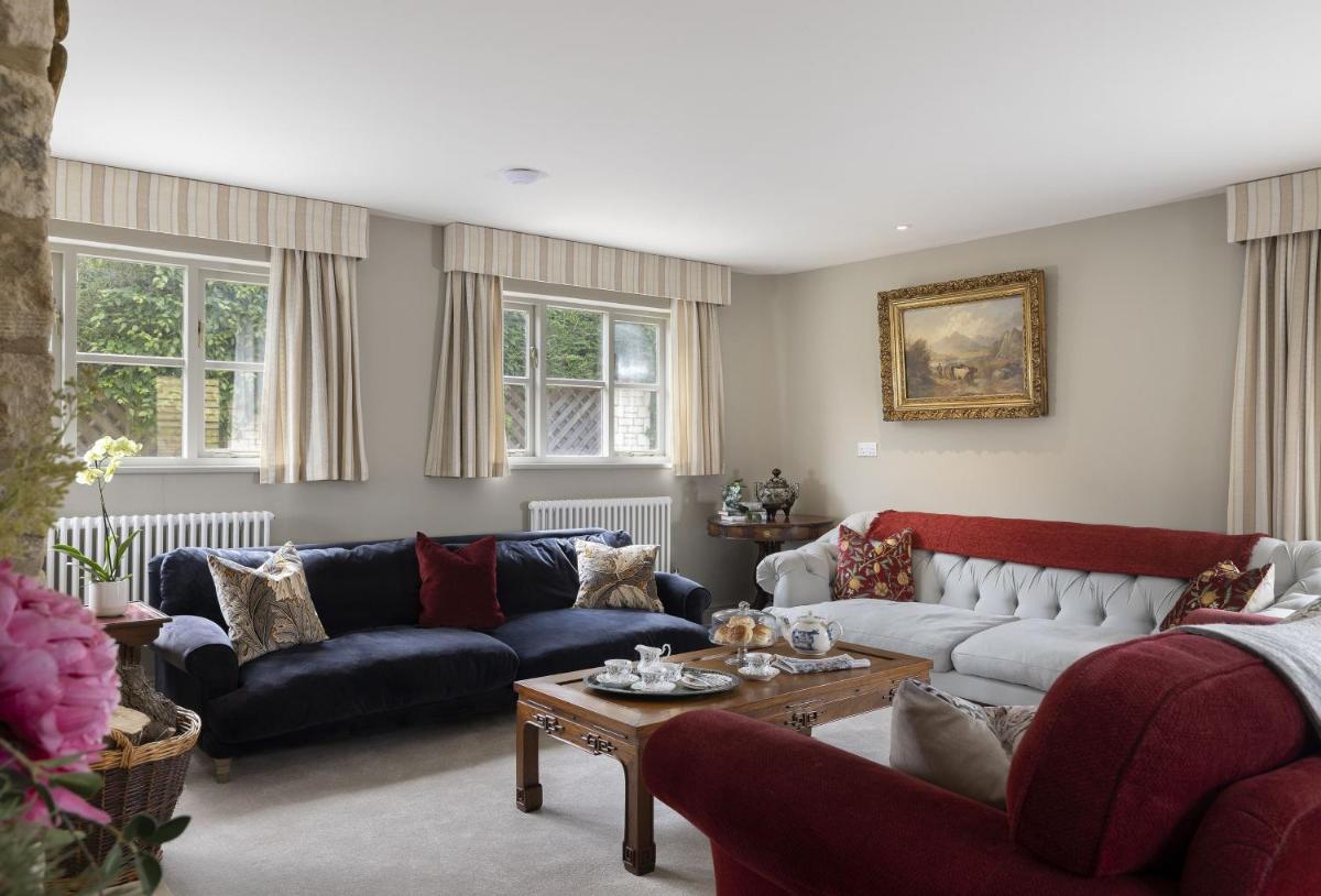Orchard Manor - Housity