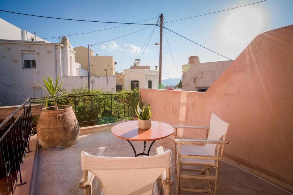 Nino's house - in kato chorio of Ierapetra - Housity