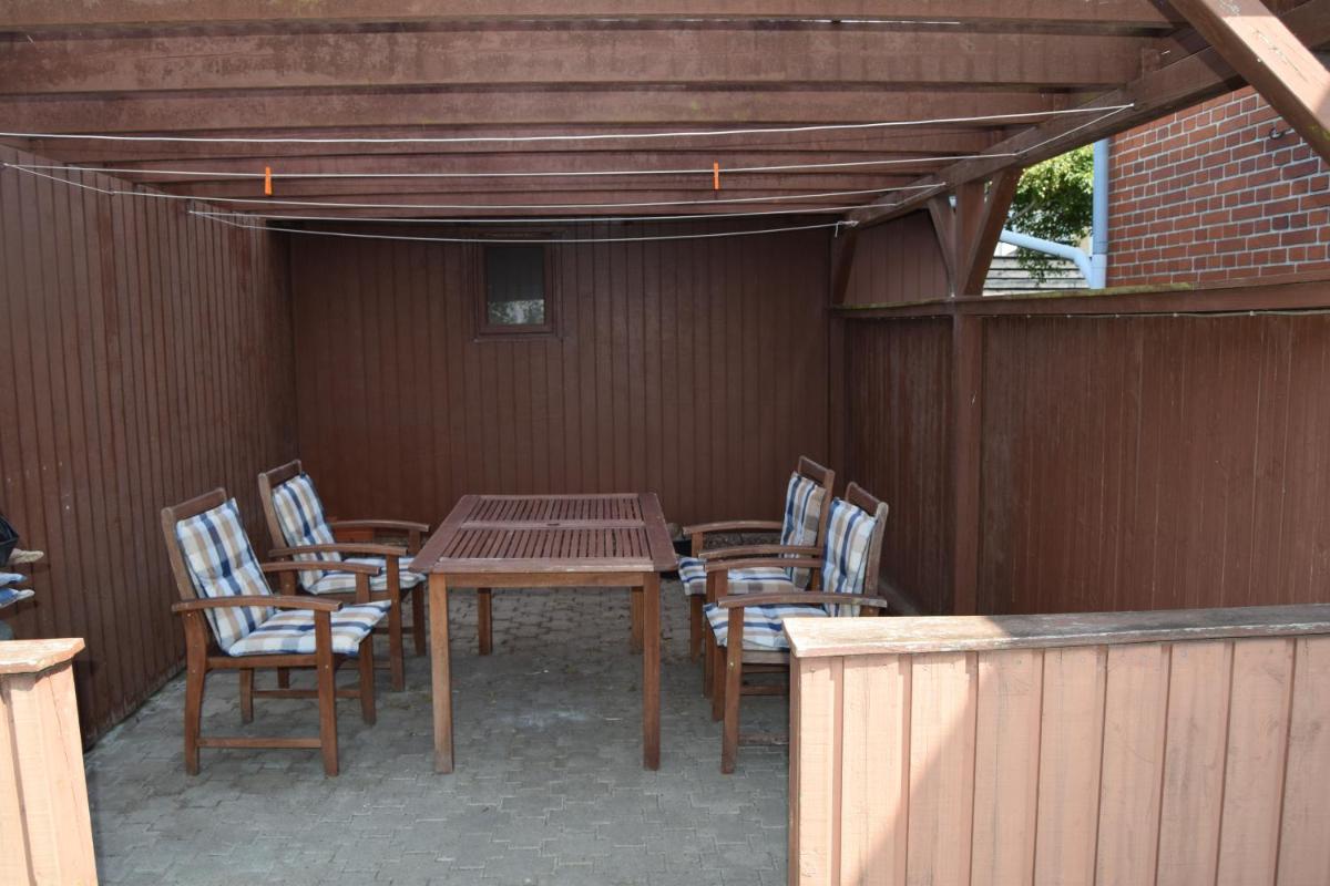 Byhus i Strandby - Housity