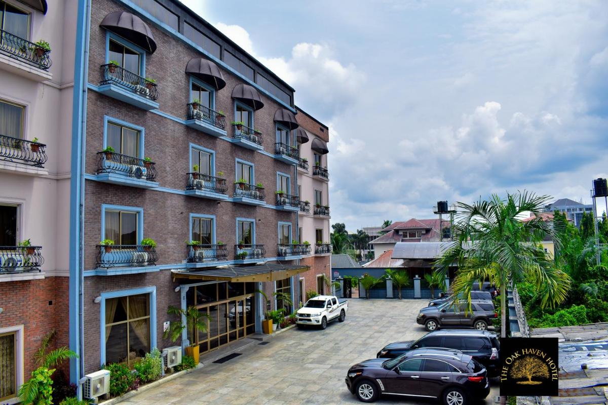 Suitetrails - Oak Haven Hotel & Suites