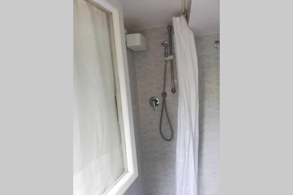 A pochi metri dal mare... - Housity