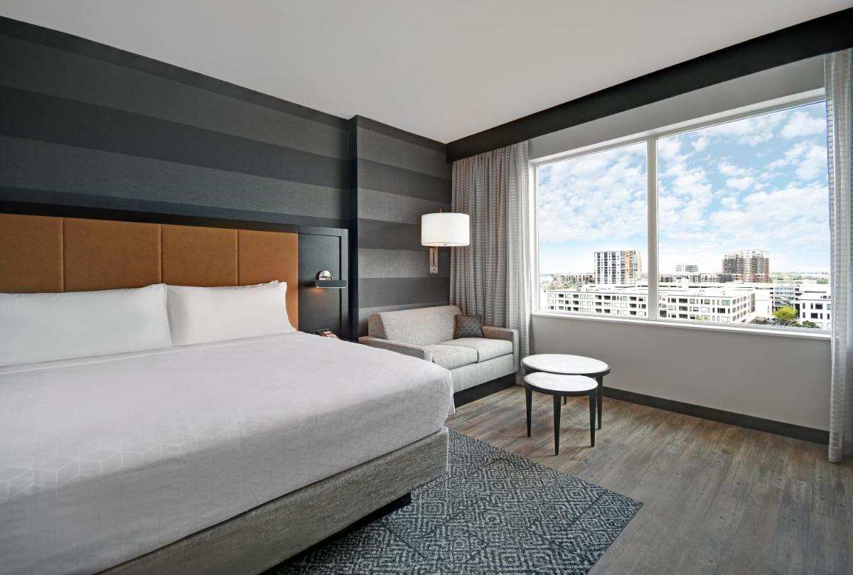 Holiday Inn Express - Houston - Galleria Area, an IHG Hotel - Housity
