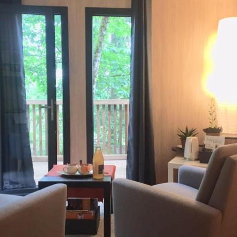 Adorable Cabane dans un espace boisé - Housity