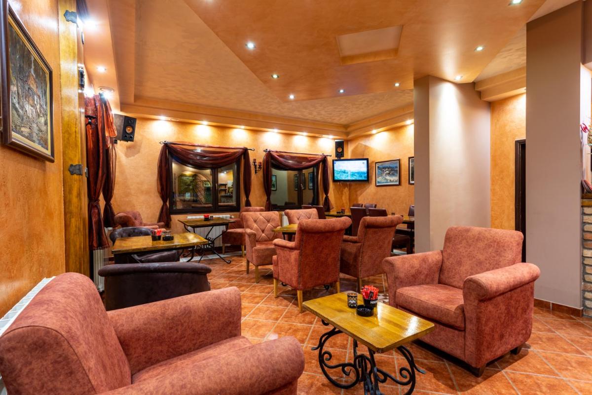 Guest House Vila Bajka - Housity