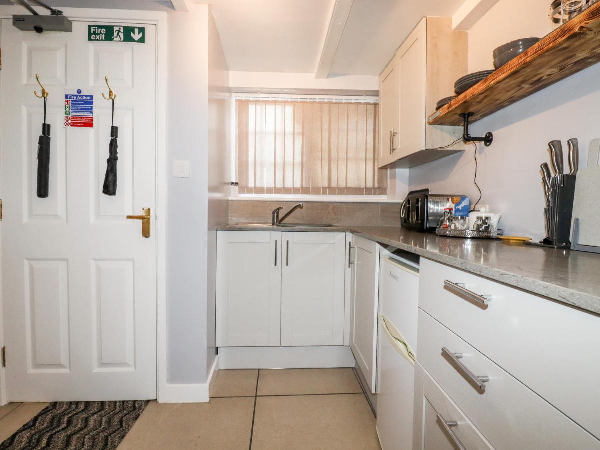 Cellar Cottage - Housity