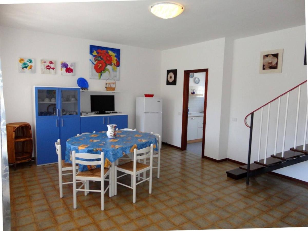 Beautiful house with garden near the beach by Beahost Rentals - Housity