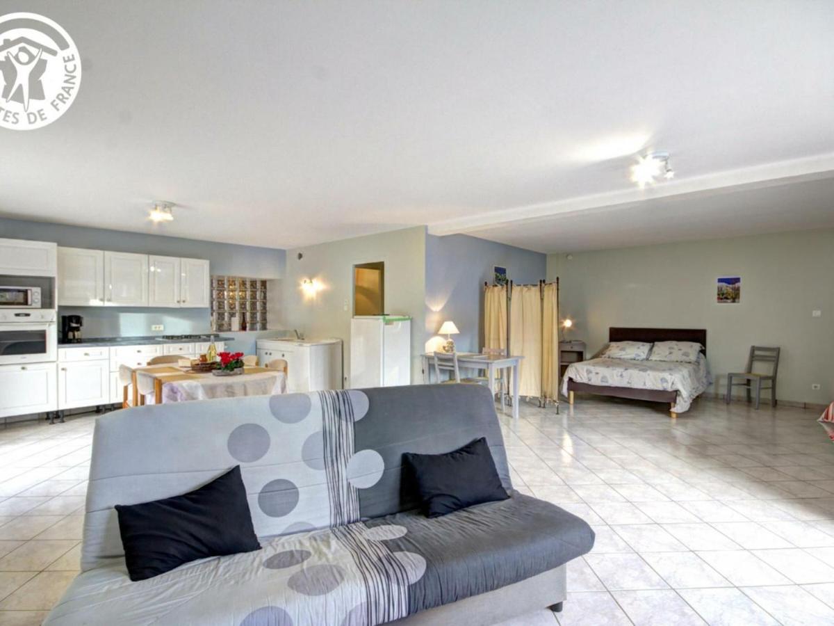 Studio rénové 70 m² en ferme avec jardin, internet fibre et activités nature à Planfoy - FR-1-496-134 - Housity