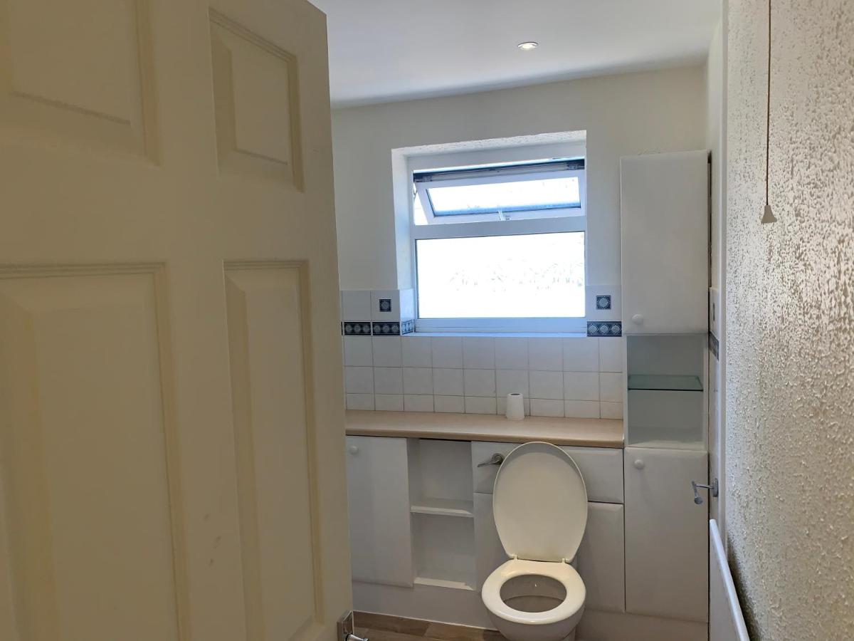 Elegant Devon - Housity