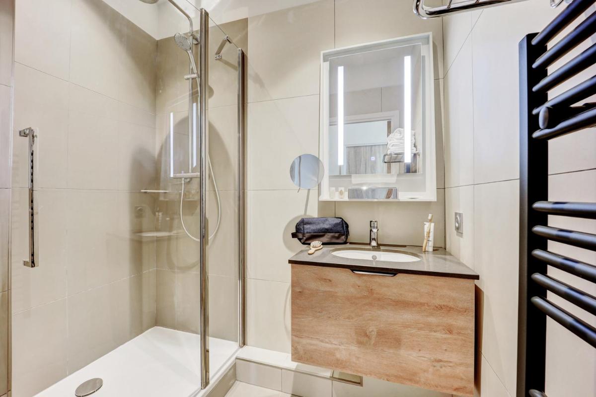 Salle de bains dans l'établissement Résidence Pierre & Vacances Premium Presqu'Ile de la Touques