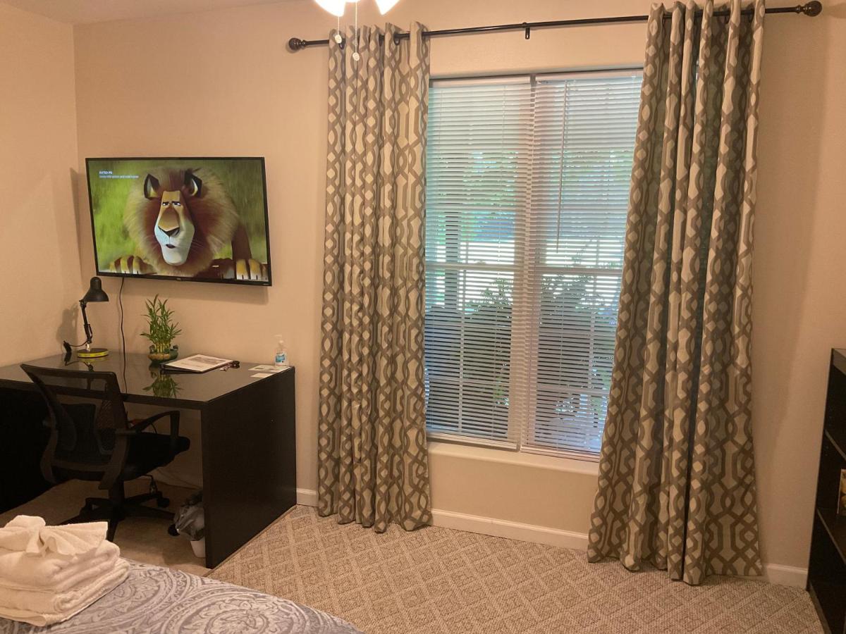 Whispering Oak Mansion - Housity