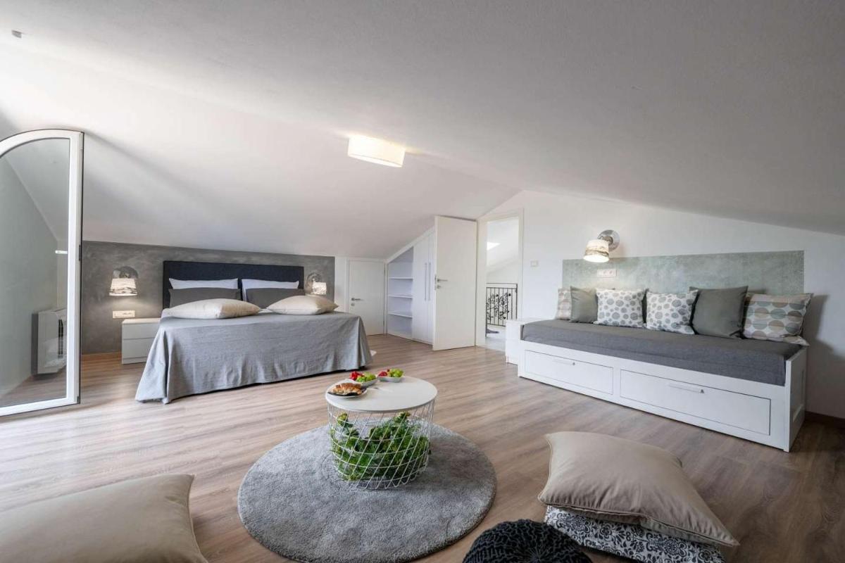 Villa Green Olive - Housity