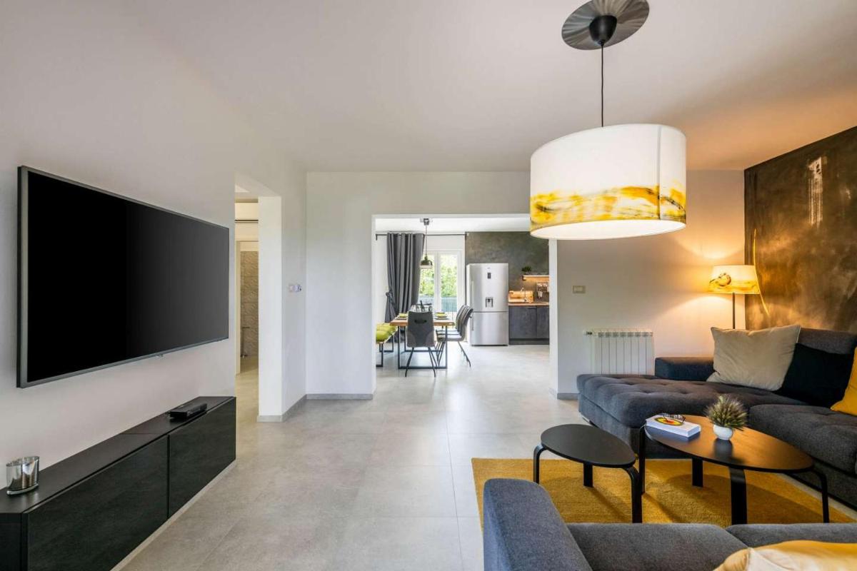 Villa Green Olive - Housity