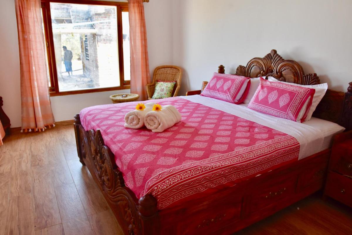 Jasmin Villa - Housity
