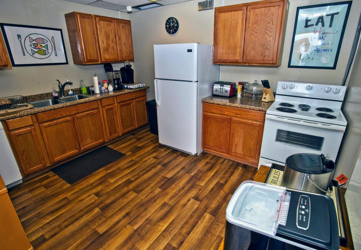 Sherman Inn - Housity