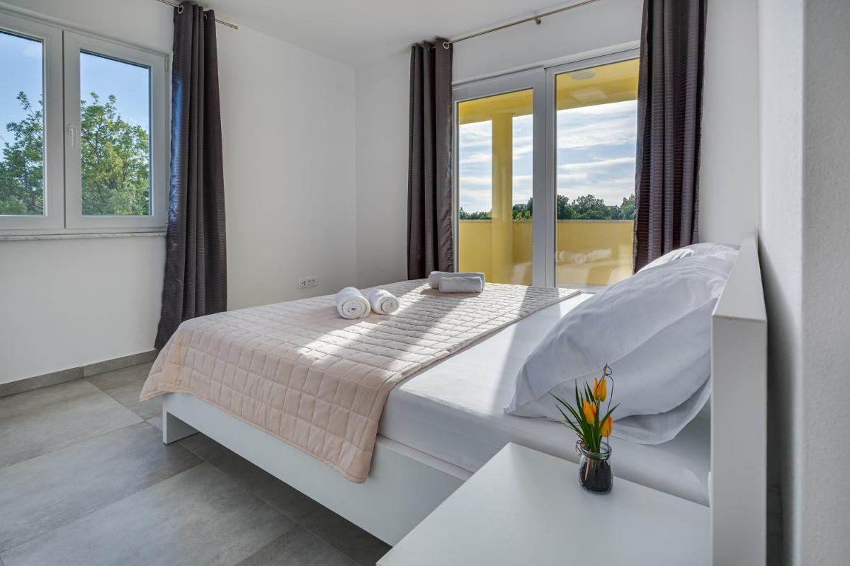 Green Point Paklenica - Housity