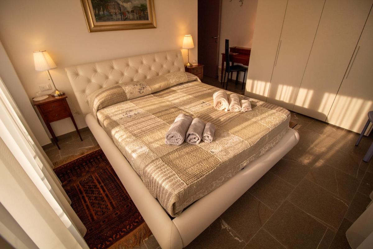 Bed Adelaide - Housity