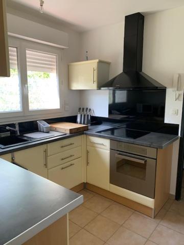 grande chambre dans logement partagé - Housity