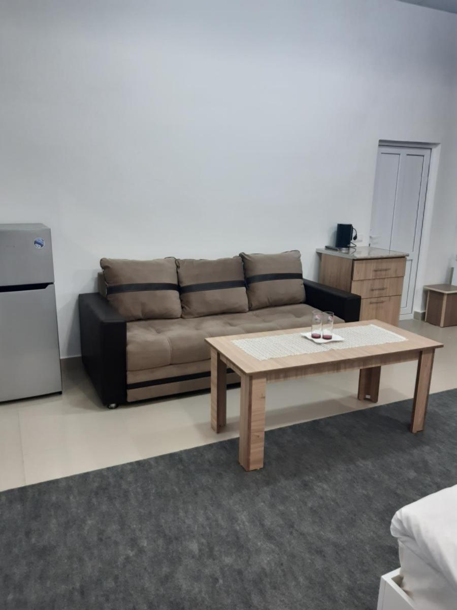 Lind Hotel and Guest House - Housity