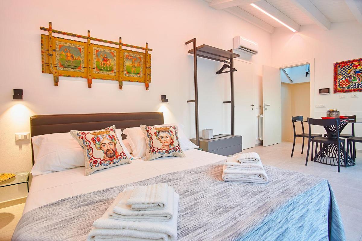 Porta del Golfo Apartments & Suites - Housity