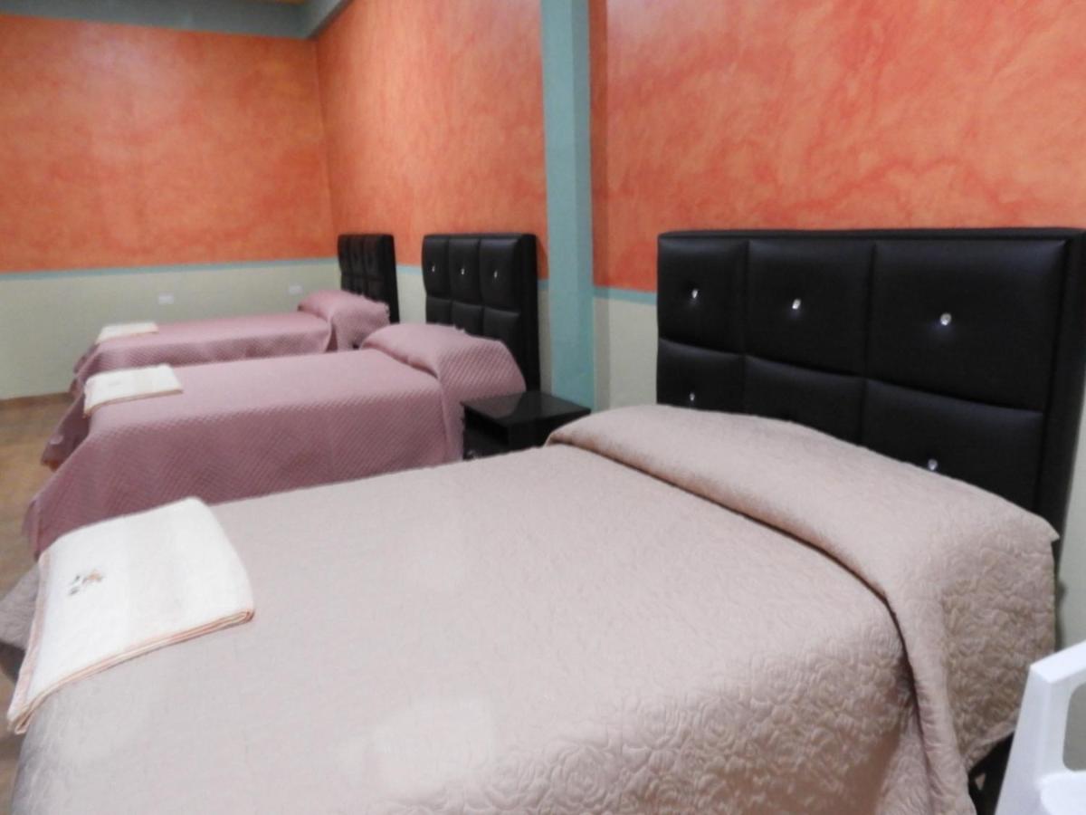 Hostal El Paraiso - Housity